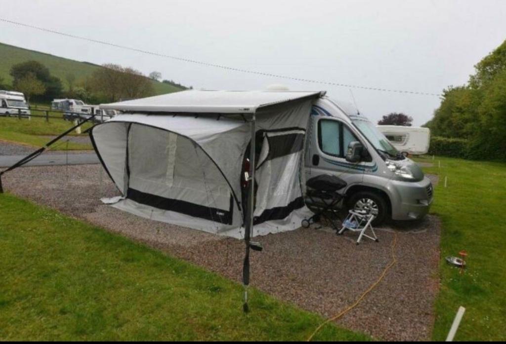 Thule Quickfit Voor Ducato H2, Caravans en Kamperen, Mobilhome-accessoires, Zo goed als nieuw, Ophalen of Verzenden