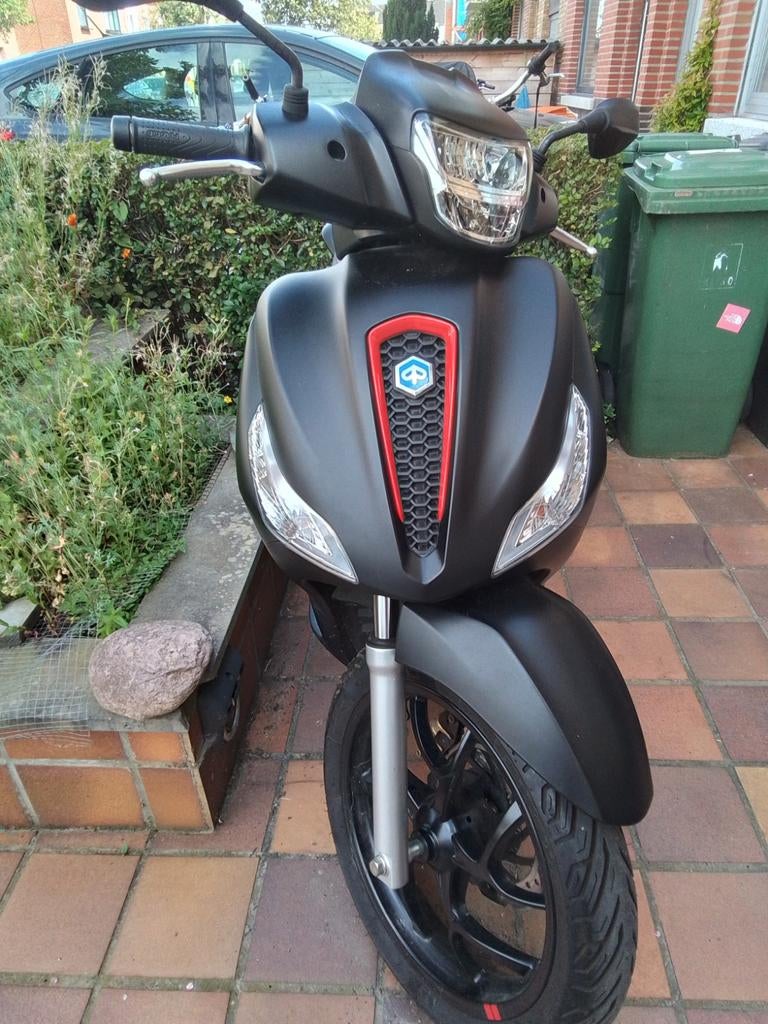 Scooter Piaggio Medley, Fietsen en Brommers, Ophalen, Overige modellen, 125 cc, Benzine