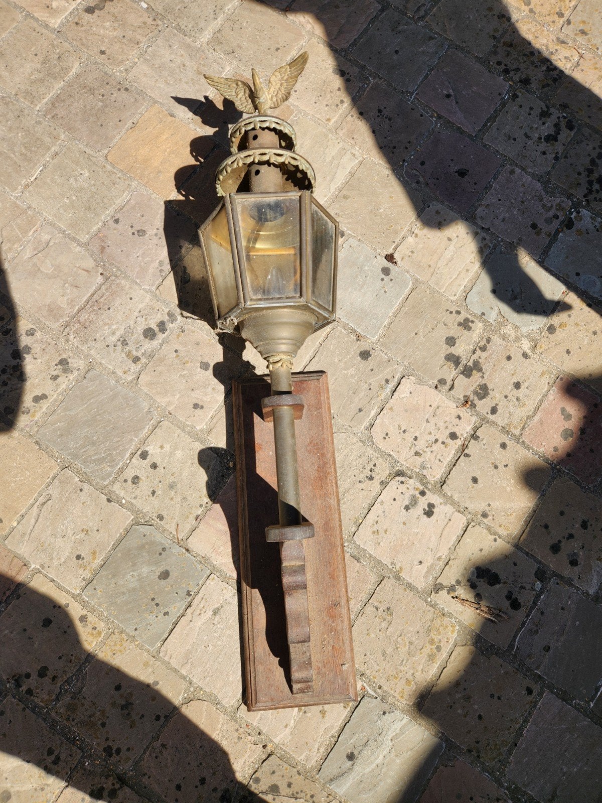 lampe ancienne, Enlèvement
