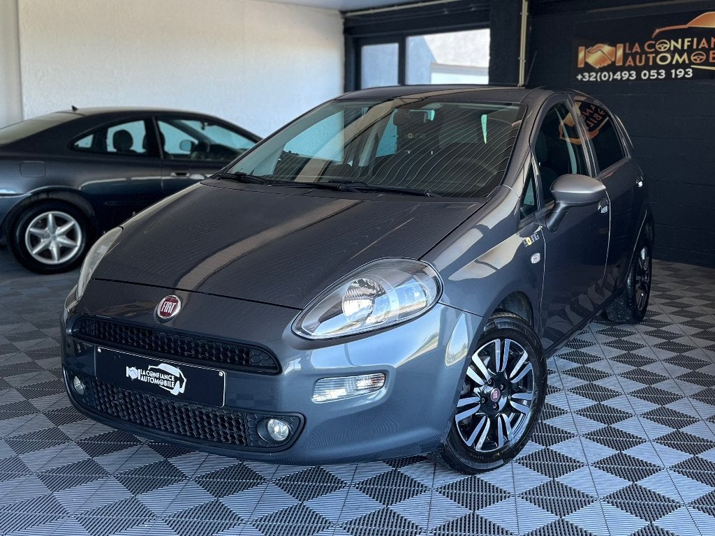 Fiat Punto 1.2i Young 1er Propriétaire Garantie 12 mois, Autos, 1242 cm³, Argent ou Gris, Achat, Euro 6