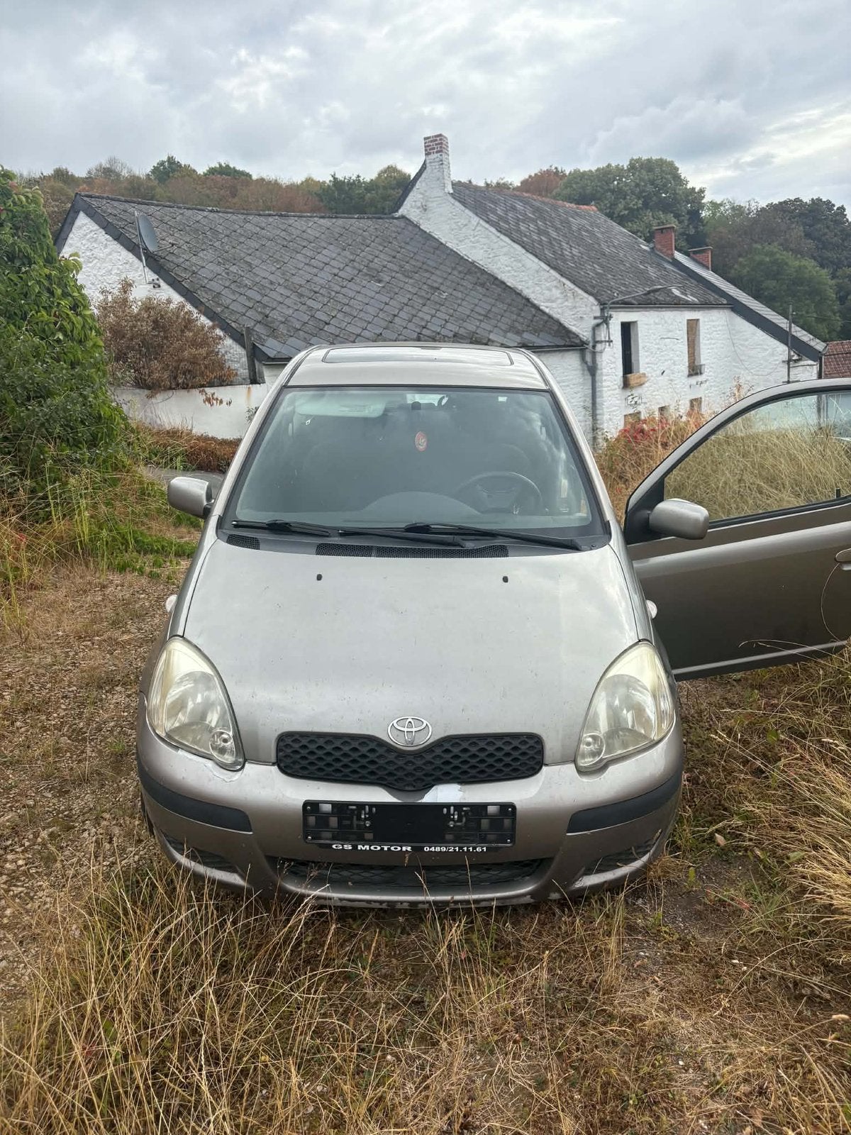 Toyota Yaris, Bruin, Handgeschakeld, Particulier, Overige carrosserie