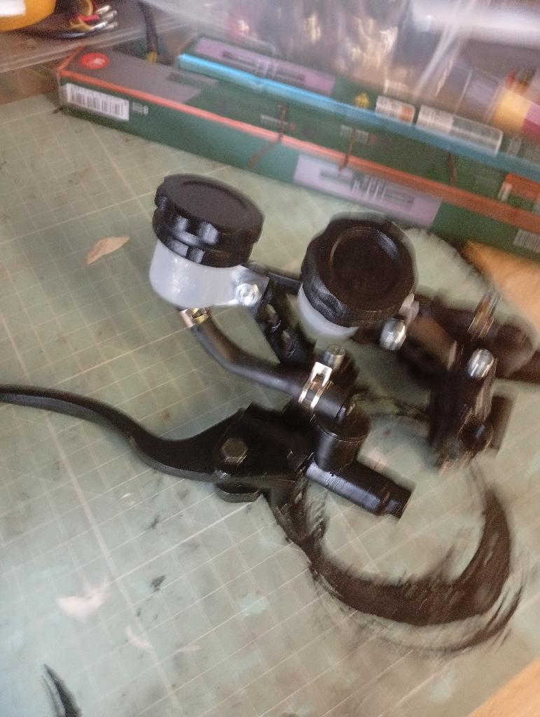 Poignée de frein universelle à bocal séparer, Envoi, Neuf, Autres types, Yamaha