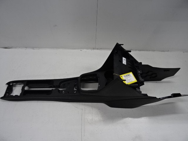 CONSOLE CENTRALE Volkswagen Polo VI (AW1) (6R11863680D82V), Volkswagen, Mevr. I. Hauben, Utilisé, Rue de l'Espoir 34 34
4030  GRIVEGNÉE, BE