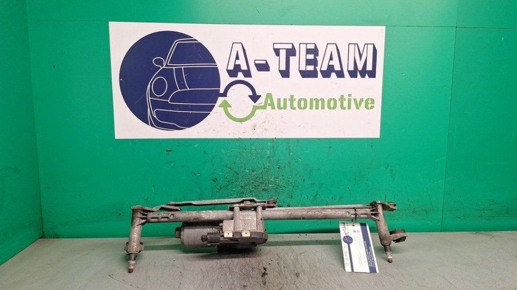 MOTEUR + TRINGLERIE ESSUIE GLACE AVANT Golf V (1K1), Robert Bosch AG, Volkswagen, Utilisé, Robert-Bosch-Allee 1
74232  Abstatt, DE