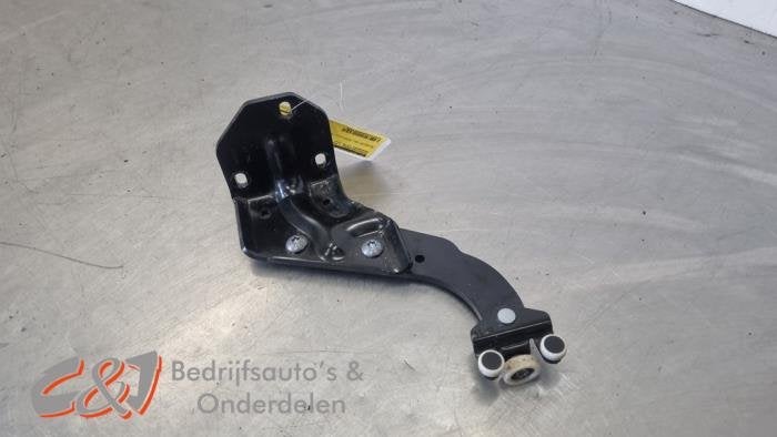 Schuifdeurrol links van een Mercedes Vito (9744), Gebruikt, -, Ophalen of Verzenden, -