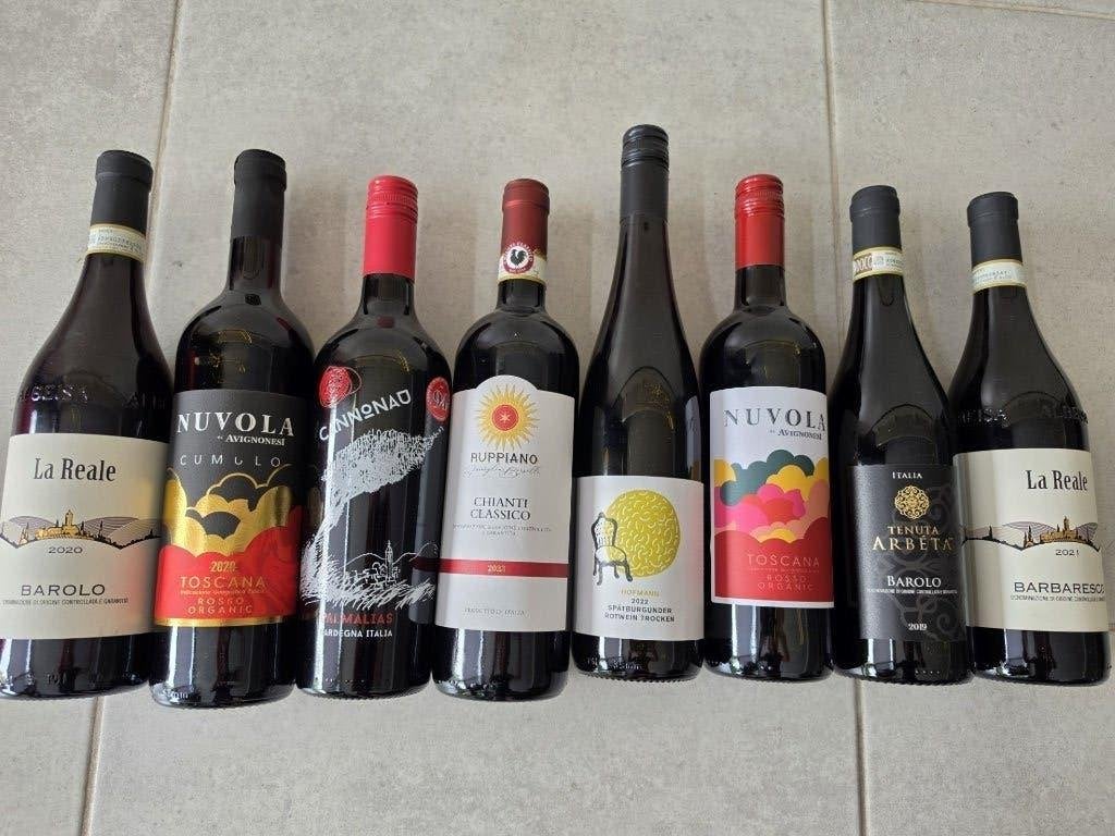 Italiaanse rode wijn, Collections, Pleine, Comme neuf, Enlèvement, Vin rouge
