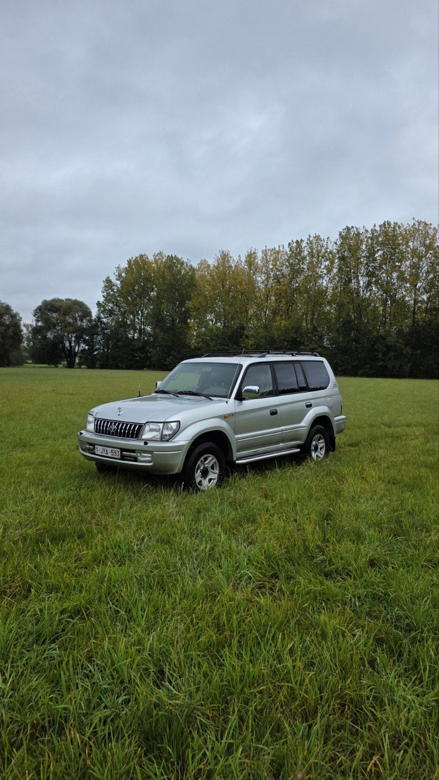 Toyota land cruiser prado 95 D4D, Auto's, Beige, 4 cilinders, 2 zetels, SUV of Terreinwagen