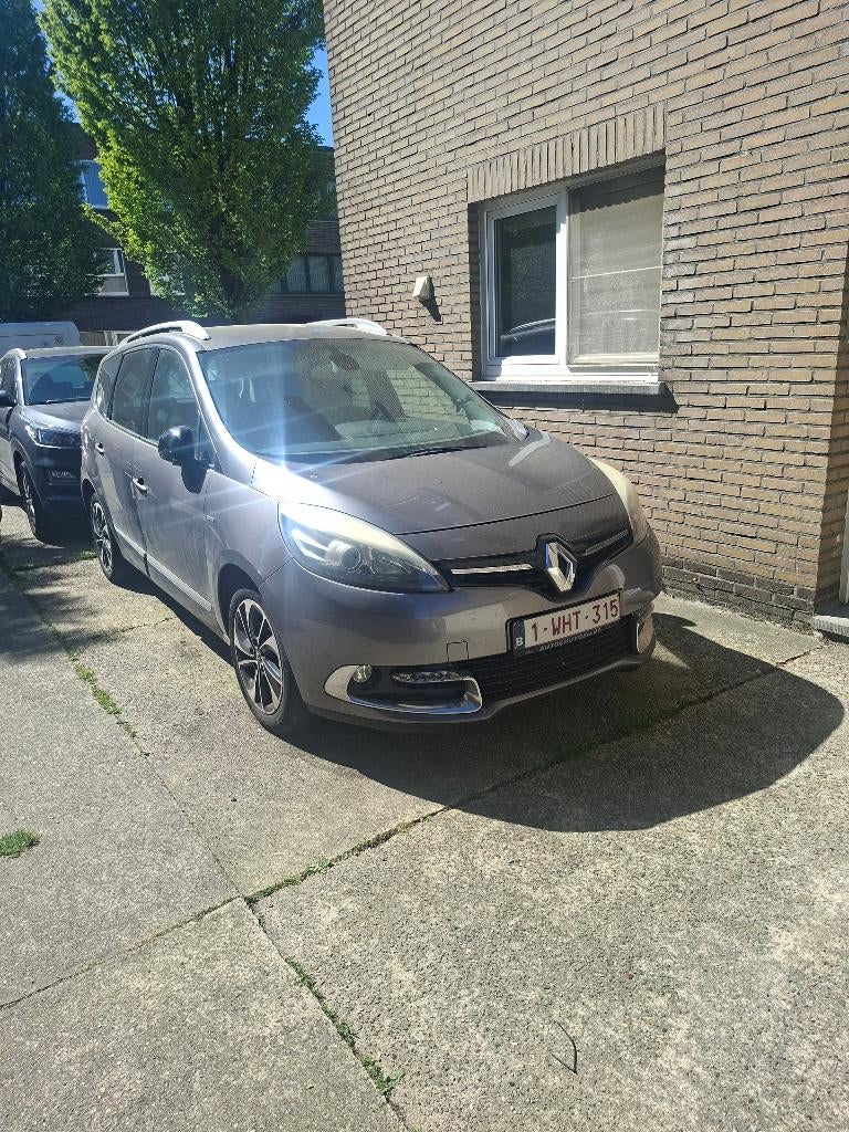 Renault scenic 7pl bose edition, Auto's, Voorwielaandrijving, Euro 5, Monovolume, Zwart