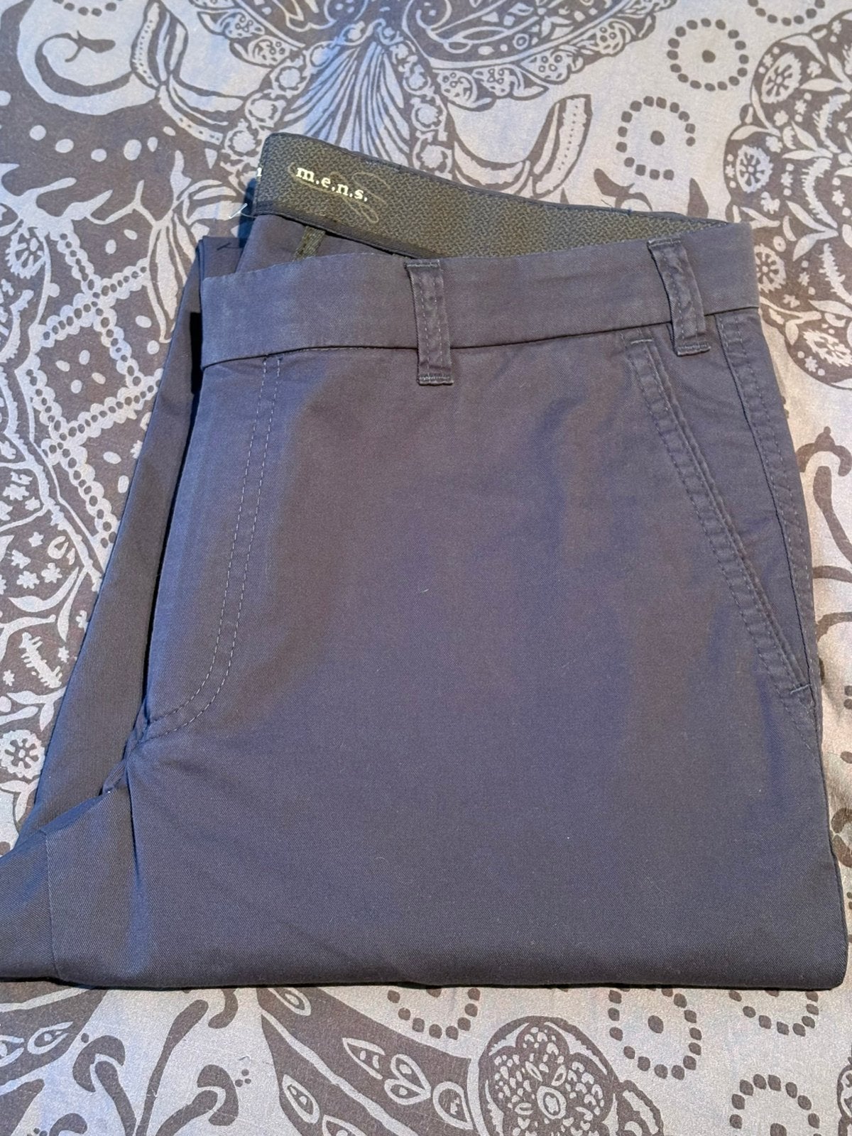 Nieuwe donkerblauwe mannen-broek van m.e.n.s. (L)., Kleding | Heren, Ophalen of Verzenden, Nieuw, Maat 52/54 (L), Blauw