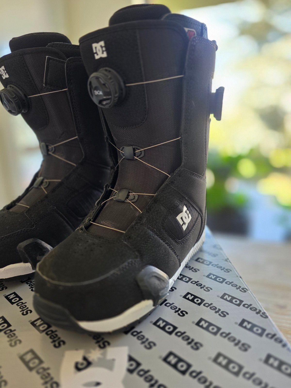 DC step on boots maat 42 (9.0), Sports & Fitness, Enlèvement ou Envoi, Comme neuf, Chaussures