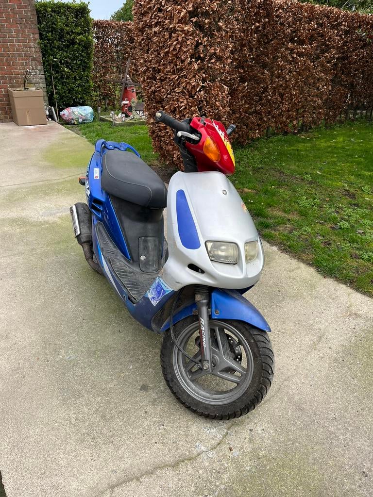 Sym, Fietsen en Brommers, Ophalen, Zo goed als nieuw