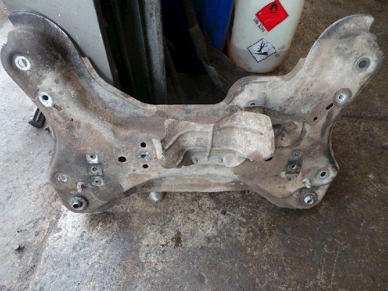 CHASSIS AUXILIAIRE Opel Vivaro (01-2000/07-2014), Utilisé, Opel