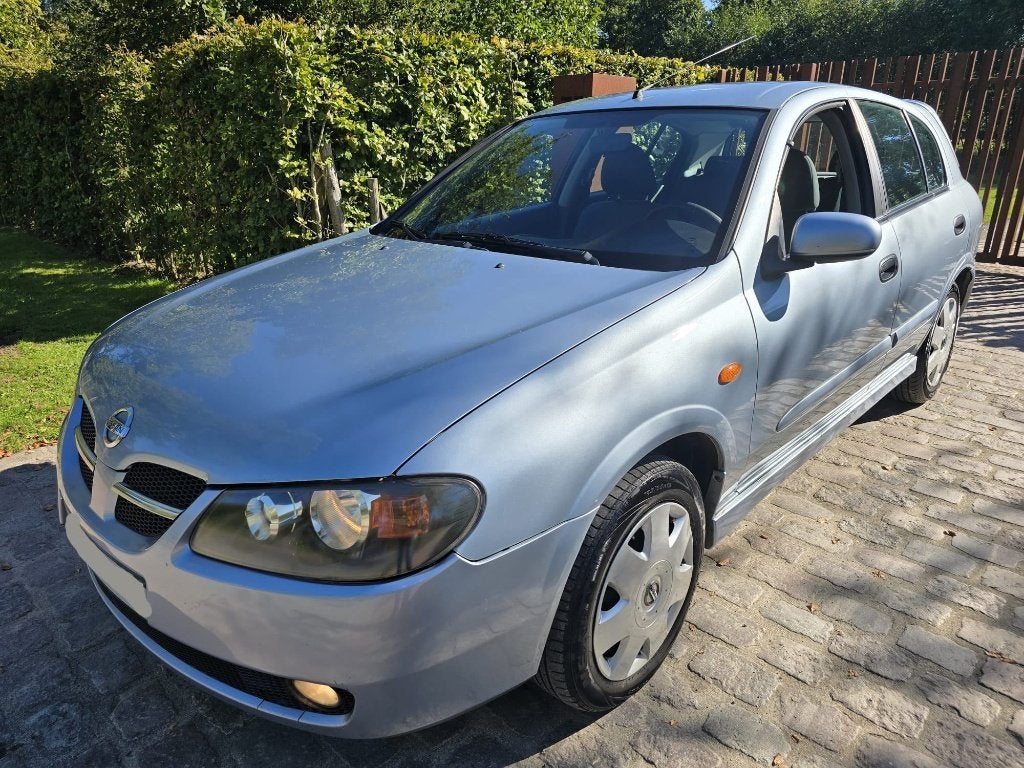 Nissan Almera 1.5i / 222.941 km / benzine, Auto's, 4 cilinders, 72 kW, Bedrijf, 160 g/km