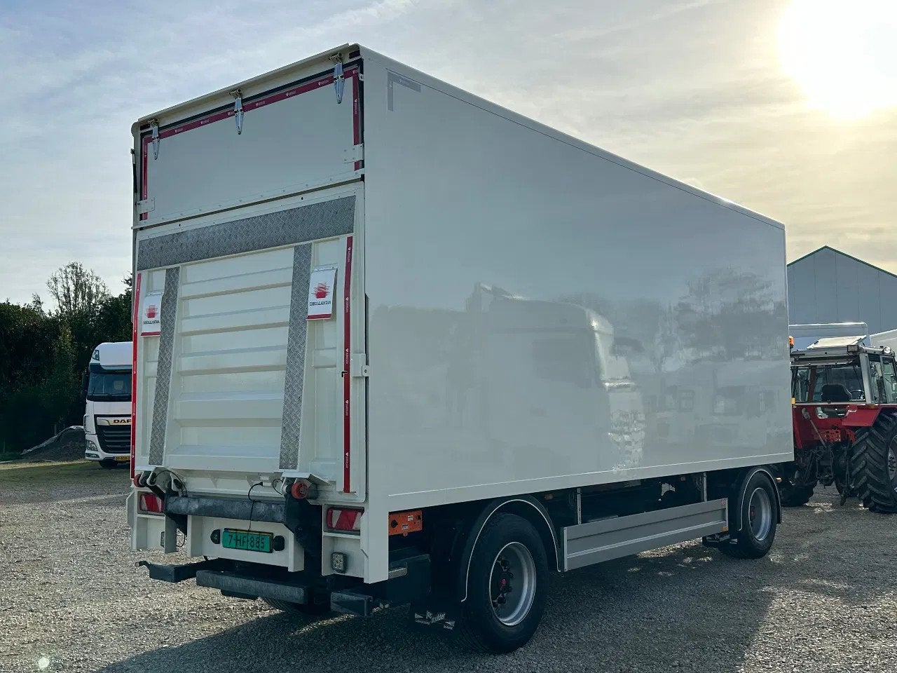 Pacton PACTON GESLOTEN AANHANGER MET LAADKLEP, Autos, Achat, Autres carburants, Remorques et Semi-remorques, TVA déductible