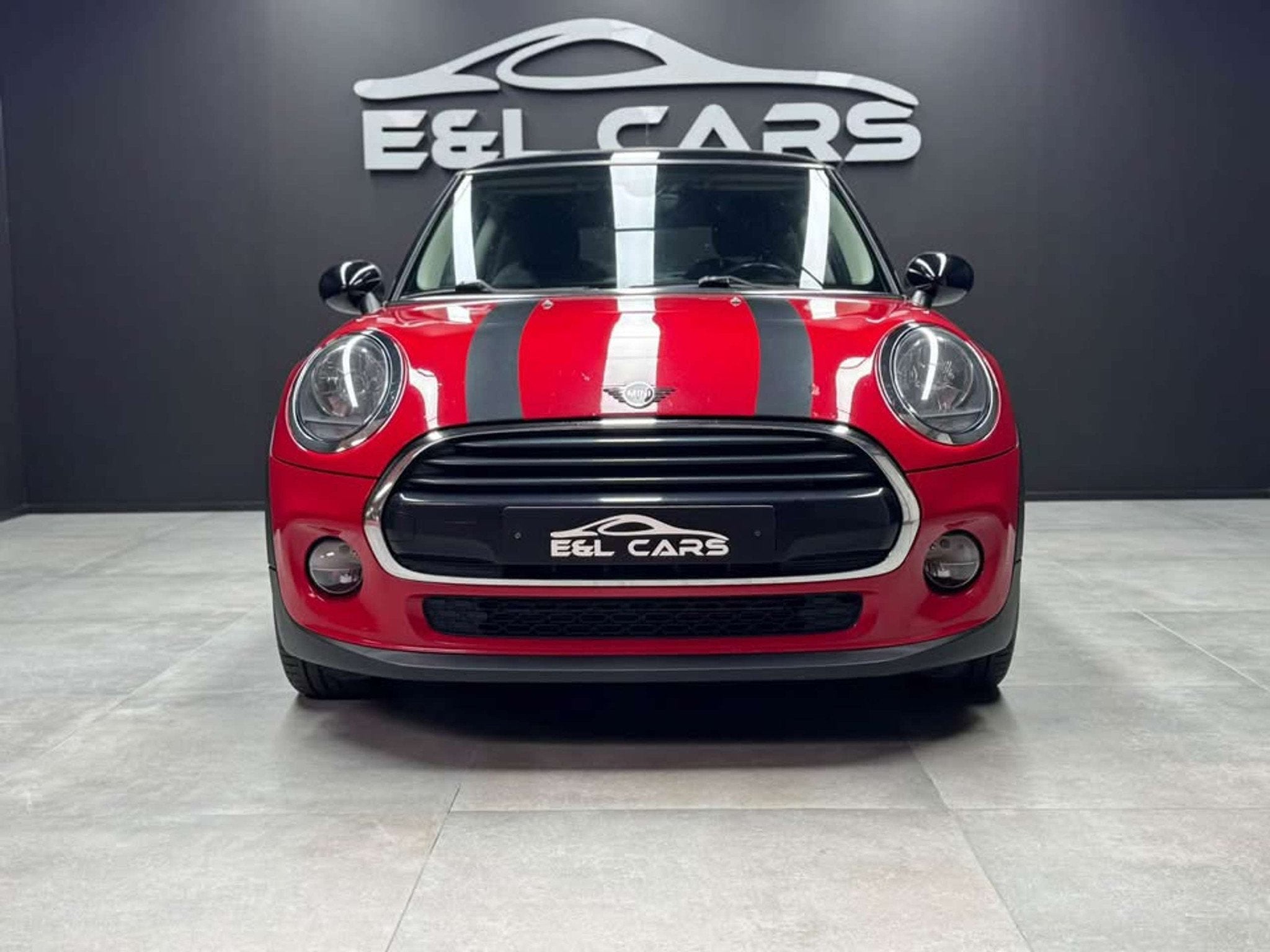 MINI Cooper D Mini 1.5 DA Cooper *12 mois de garantie*, Rouge, Achat, Euro 6, Entreprise