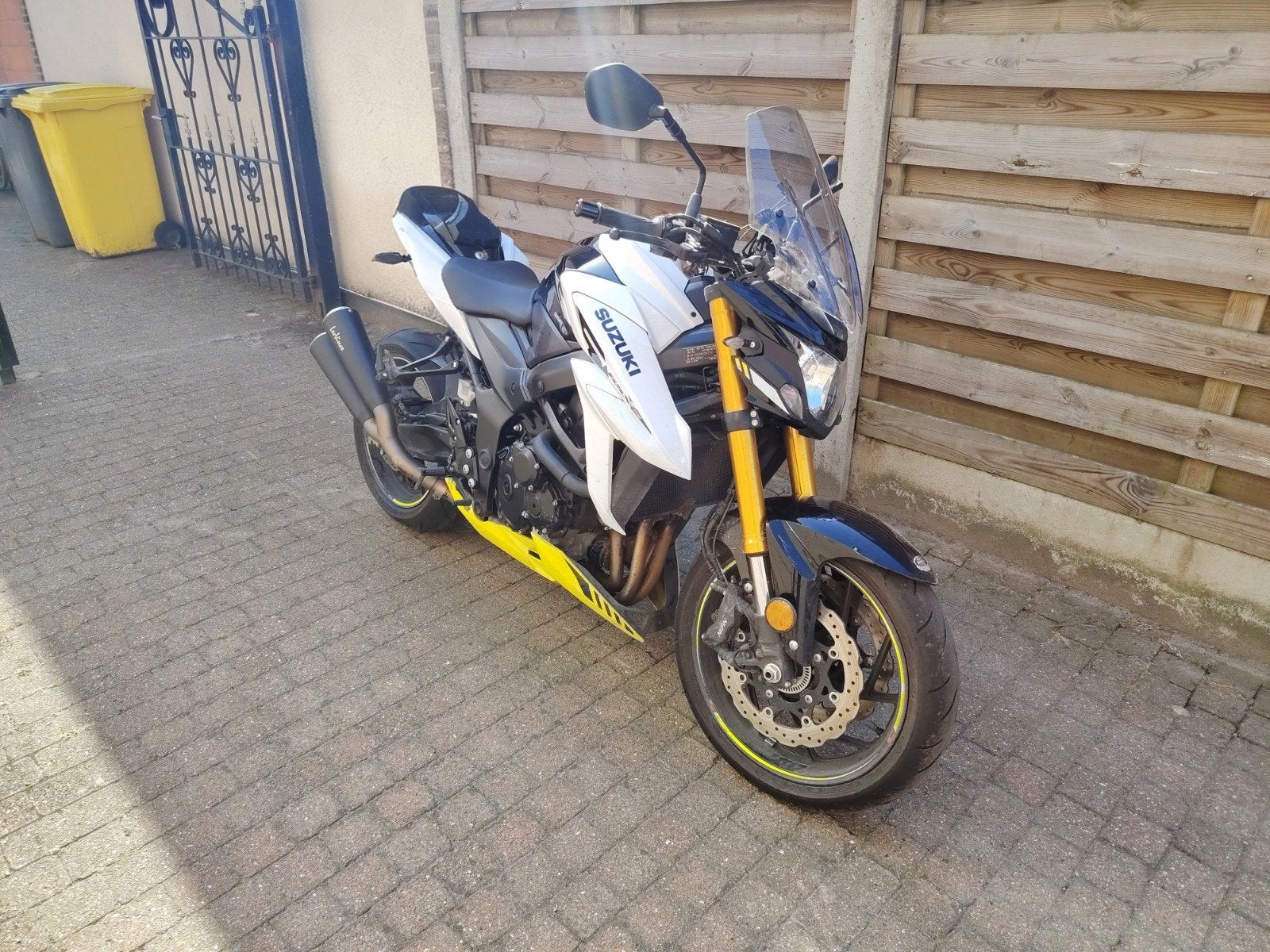 GSX 750, Particulier