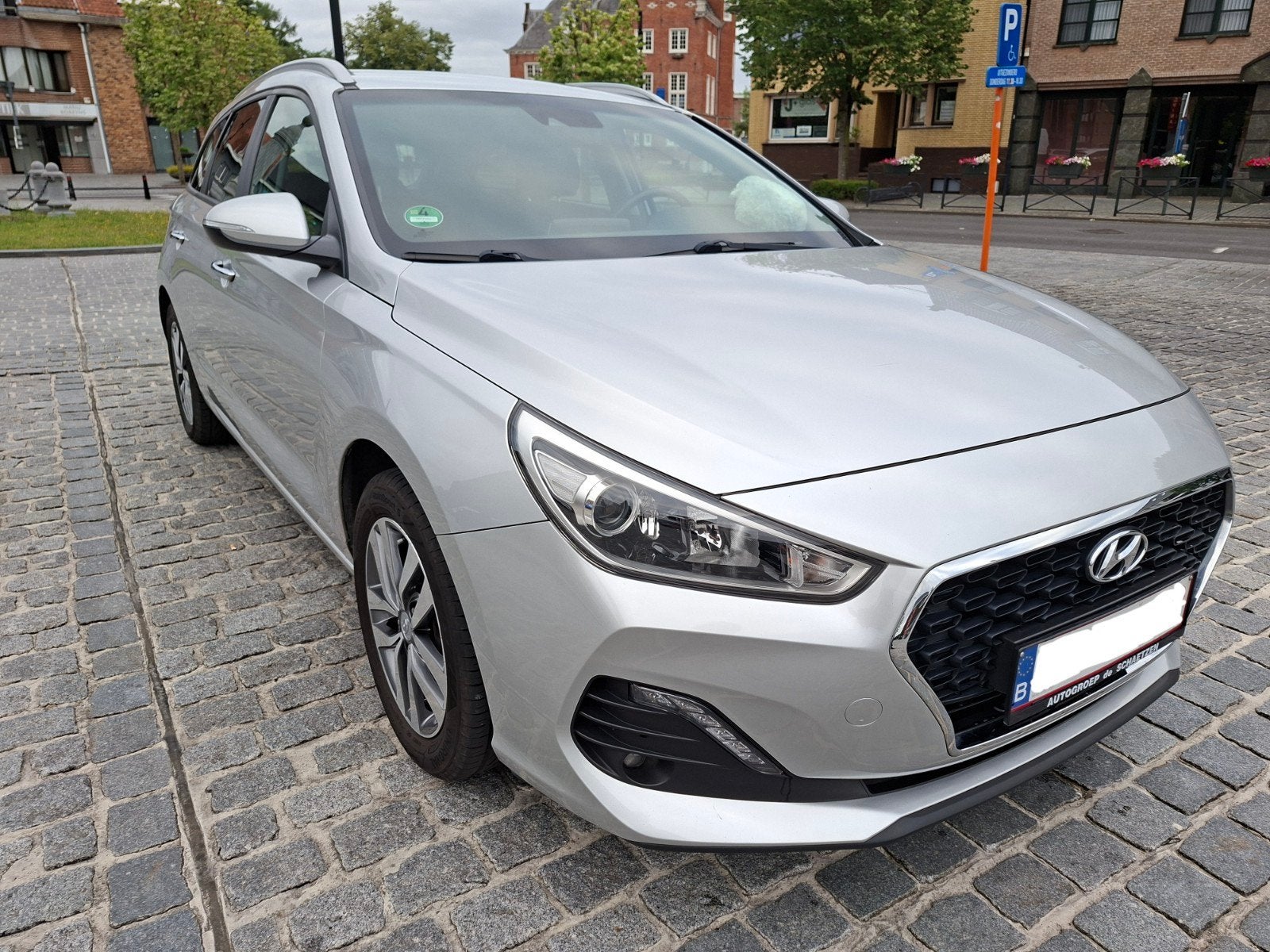Hyundai i30 benzine, Autos, Hyundai, Argent ou Gris, Achat, Euro 6, Boîte manuelle