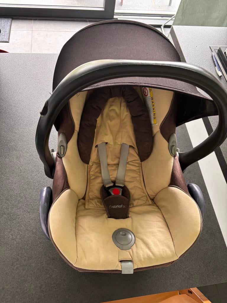 Maxi-cosi met verkleinkussen, Maxi-Cosi, Ophalen, 0 t/m 10 kg, Gebruikt