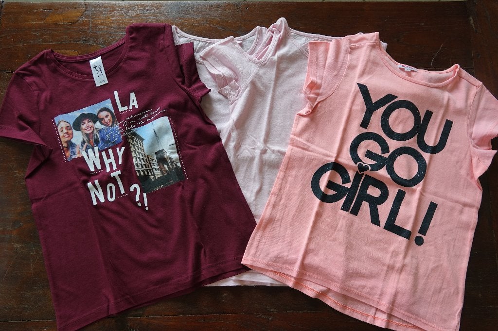 4 t-shirts maat 146-152 C&A & Besties, Enfants & Bébés, Vêtements enfant | Taille 152, C&A, Enlèvement ou Envoi, Chemise ou À manches longues