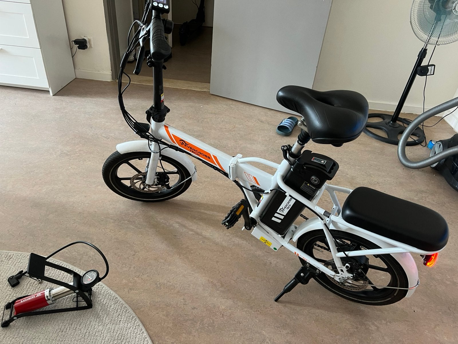 Mag weg wegens niet meer gebruik, Fietsen en Brommers, Ophalen, Zo goed als nieuw