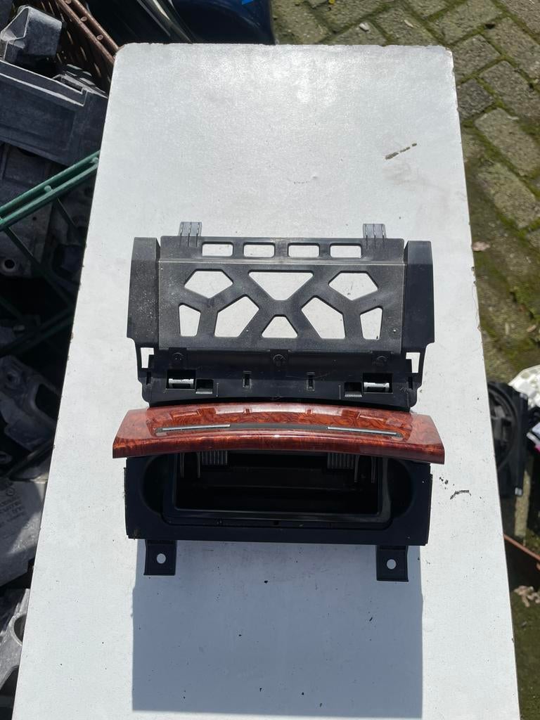 Audi A3 (8P) 1.8TFSi (BYT) 8P0857951 Asbak Houten Look, Ophalen of Verzenden, Gebruikt, Audi
