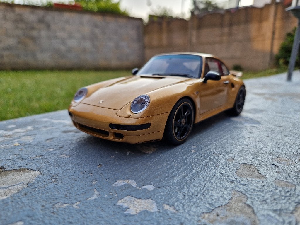 PORSCHE 911 Turbo S (993) Gold Edition - 1/18 - PRIX : 119€, Enlèvement ou Envoi, Neuf, Voiture, Autres marques