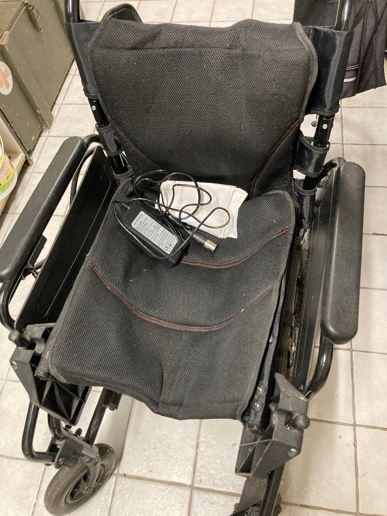 Elektrische rolstoel, Divers, Chaises roulantes, Enlèvement, Pliant, Utilisé, Fauteuil roulant électrique