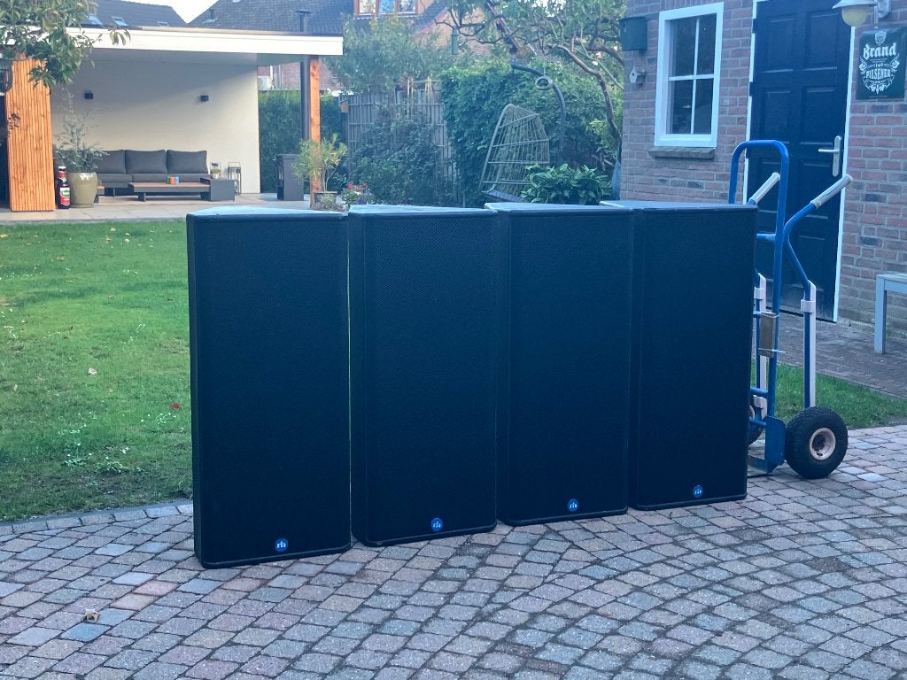 Renkus Heinz concert speakers / trap 40, Gebruikt, Speakerset, Ophalen, 150 watt of meer