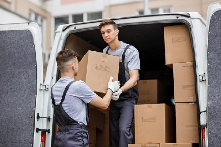 JH cherche du travail de déménagement, manutention&transport, Offres d'emploi, Horaire variable, À partir de 5 ans, Autres formes