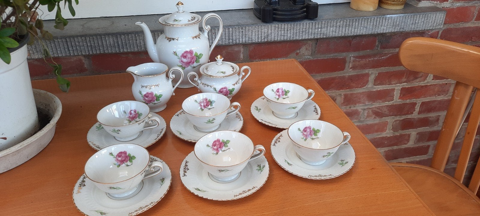 Servies Seltmann weiden Elisabeth met goudrand, Ophalen