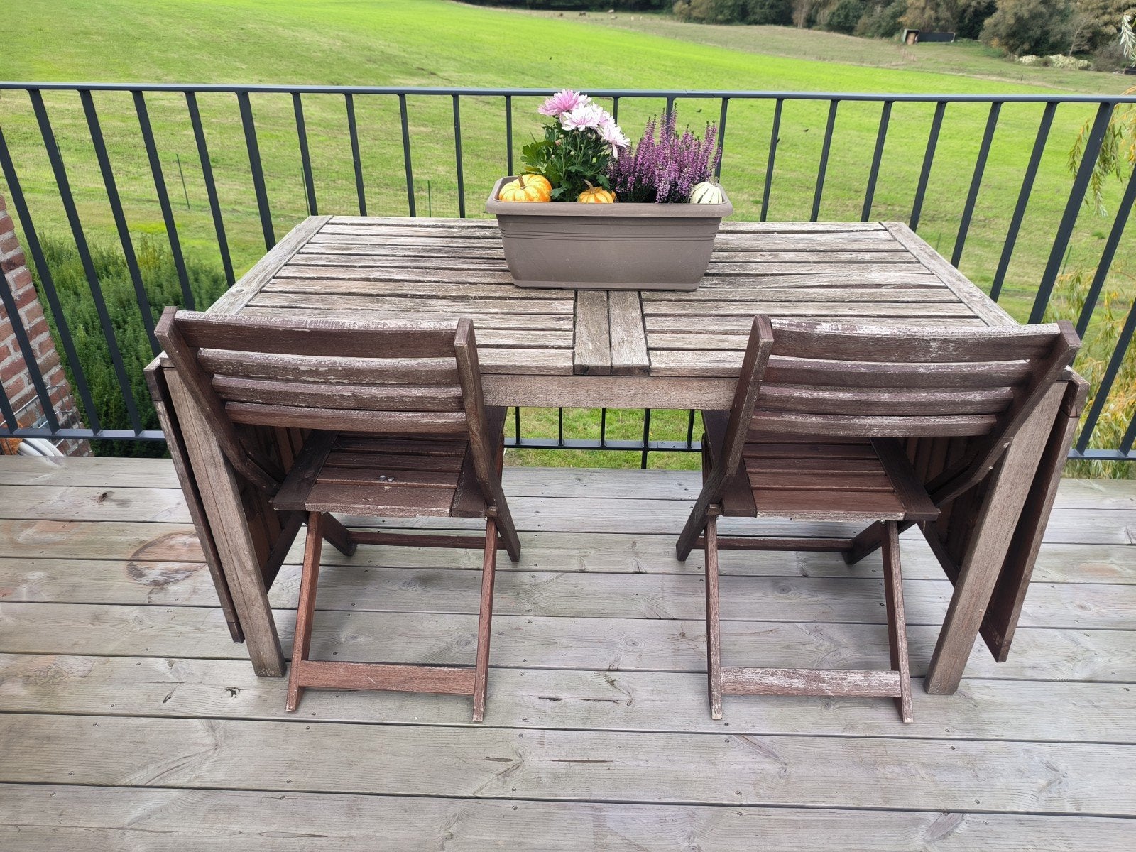 table de jardin + 2 chaises, Enlèvement, Bois
