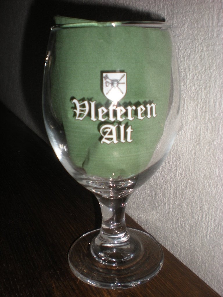 VLETEREN ALT, Ophalen of Verzenden, Zo goed als nieuw, Glas of Glazen