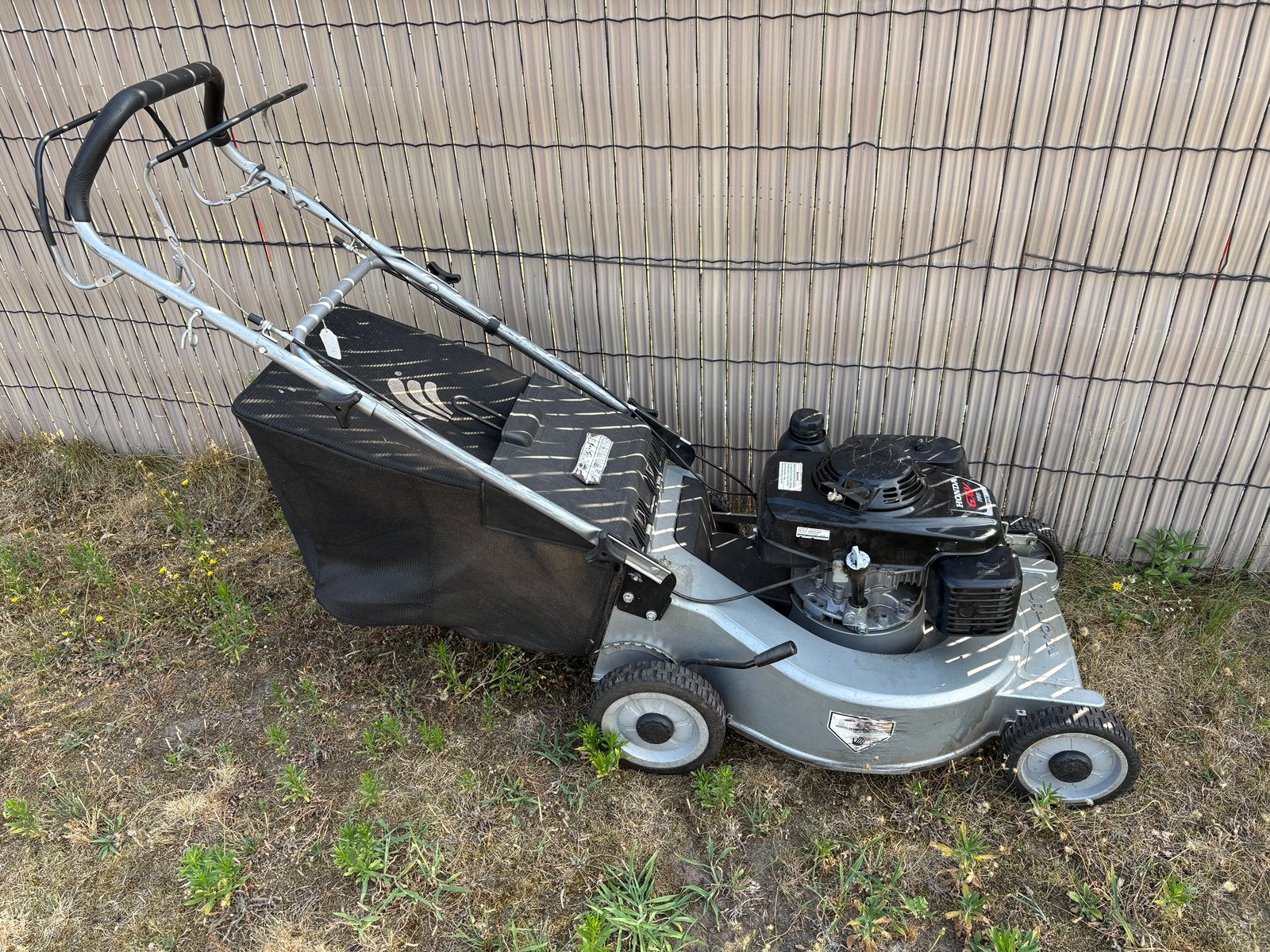 Tondeuse à gazon - défaut, Tondeuses à gazon à essence, 40 à 49 cm, Enlèvement, Utilisé