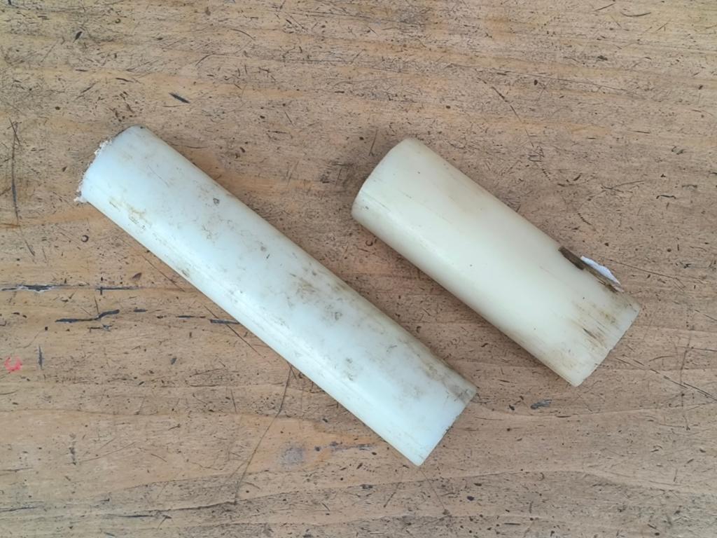 2 x rouleaux en téflon pour tour., Bricolage & Construction, Tours, Enlèvement ou Envoi, Utilisé