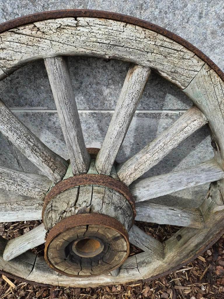 Ancienne roue de chariot diamètre 1 mètre pour les passionné, Enlèvement, Utilisé