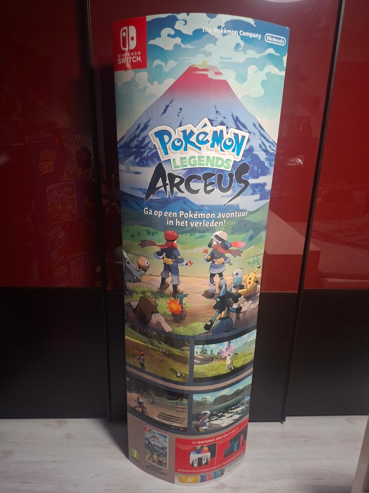 Grote Pokémon Legends Arceus Winkeldisplay Karton - Nintendo, Games en Spelcomputers, Games | Nintendo Switch, Zo goed als nieuw