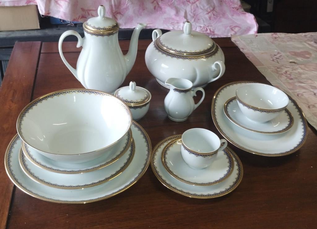 Mooi 12 delig servies Bavaria zie omschrijving, Antiek en Kunst, Ophalen