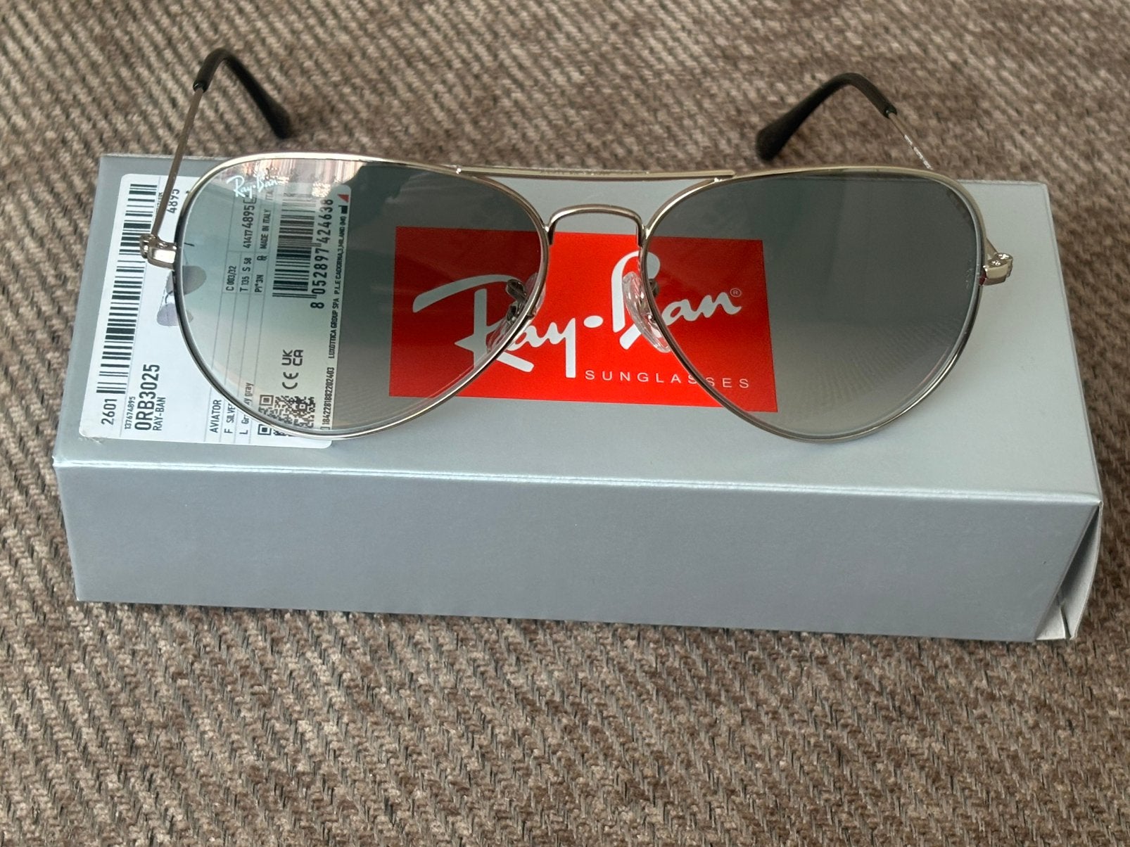 Prachtige Nieuwe Ray-Ban Aviator Gradually Grey nieuw 79 €, Ophalen, Zonnebril, Nieuw, Ray-Ban