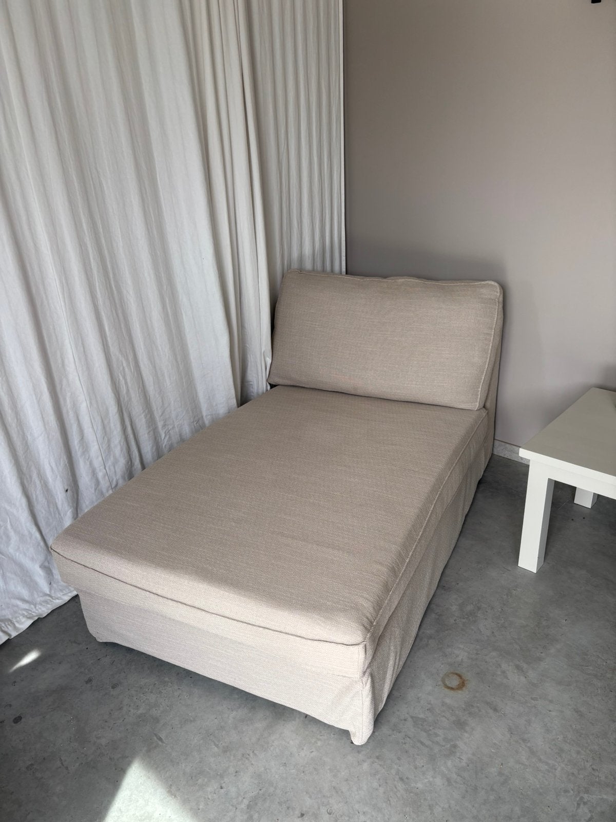 Ikea chaise longue - Kivik, Huis en Inrichting, Slaapkamer | Slaapbanken, Ophalen, Gebruikt, 90 cm, Beige