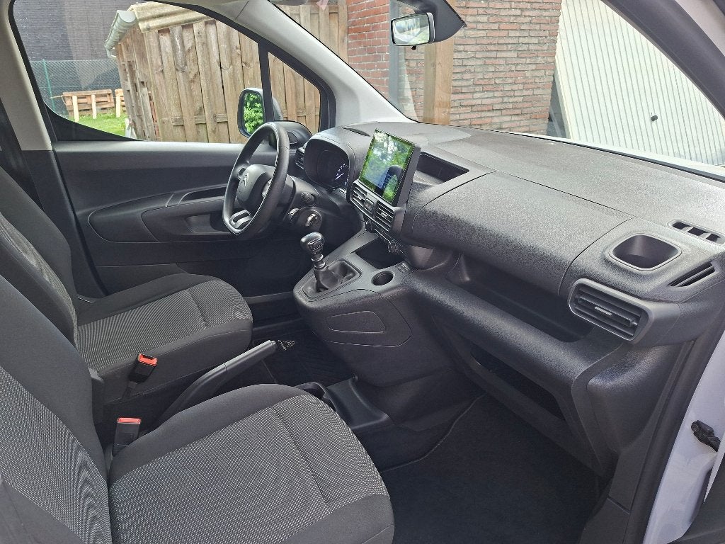 Citroën Berlingo XL Heavy / Android Auto / Carplay / BTW rec, Voorwielaandrijving, 75 kW, Stof, 4 cilinders