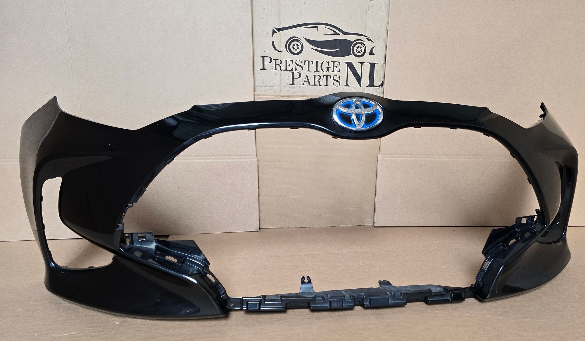 Voorbumper Toyota Yaris 4 IV 52119-0DA00 Origineel bj.2020-, Auto-onderdelen, Gebruikt, -, Voor, Ophalen of Verzenden