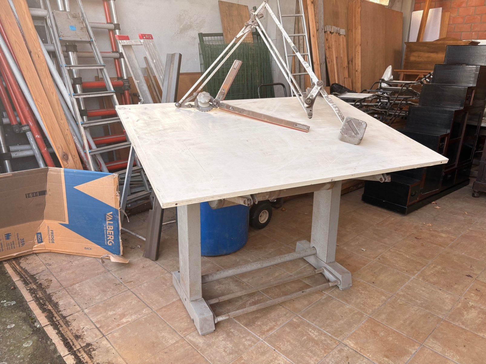 Industriele vintage tekentafel 150x100, Doe-het-zelf en Bouw, Tekentafels, Zo goed als nieuw, Ophalen