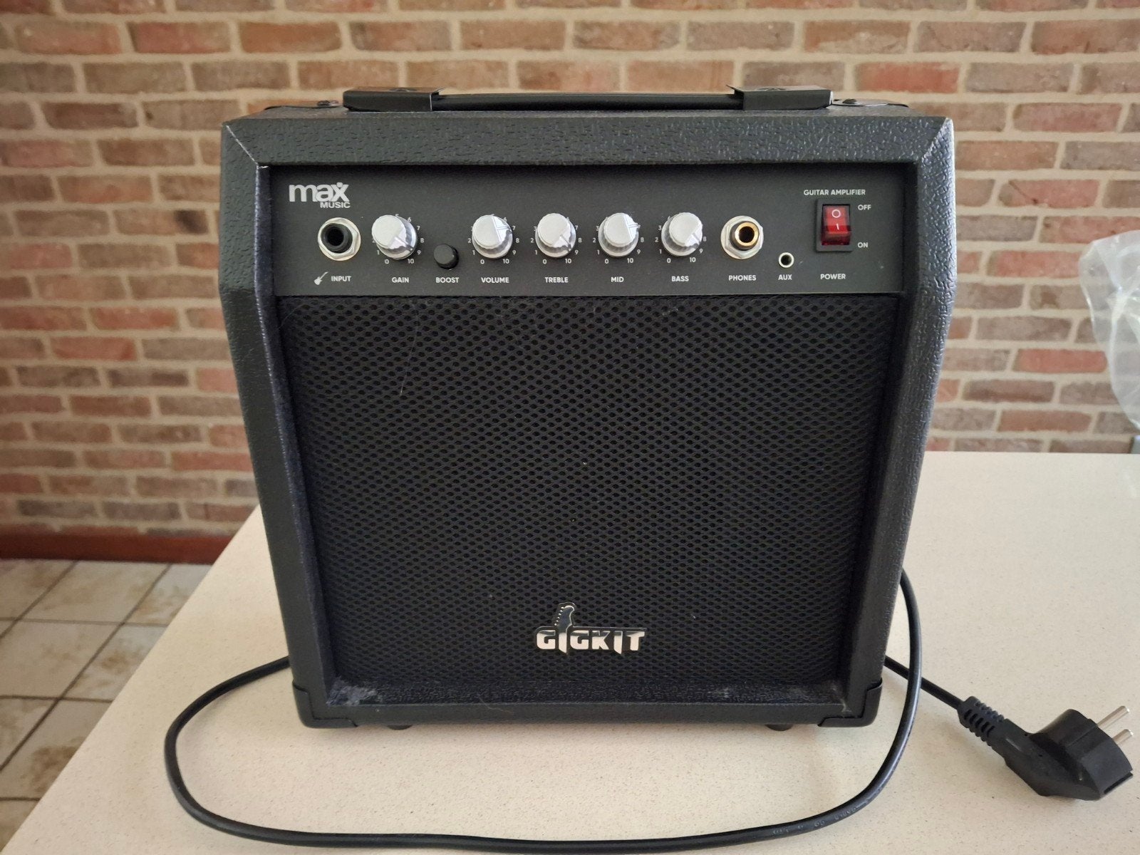 Versterker Max GIGKit, Ophalen, Zo goed als nieuw, Gitaar, Minder dan 50 watt