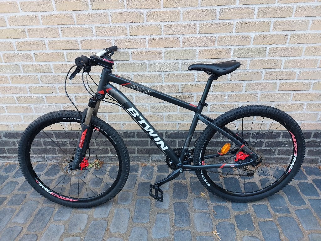 BTWIN ROCKRIDER 540 mountainbike - maat Medium, Vélos & Vélomoteurs, Autres marques, Enlèvement, Utilisé, Hommes