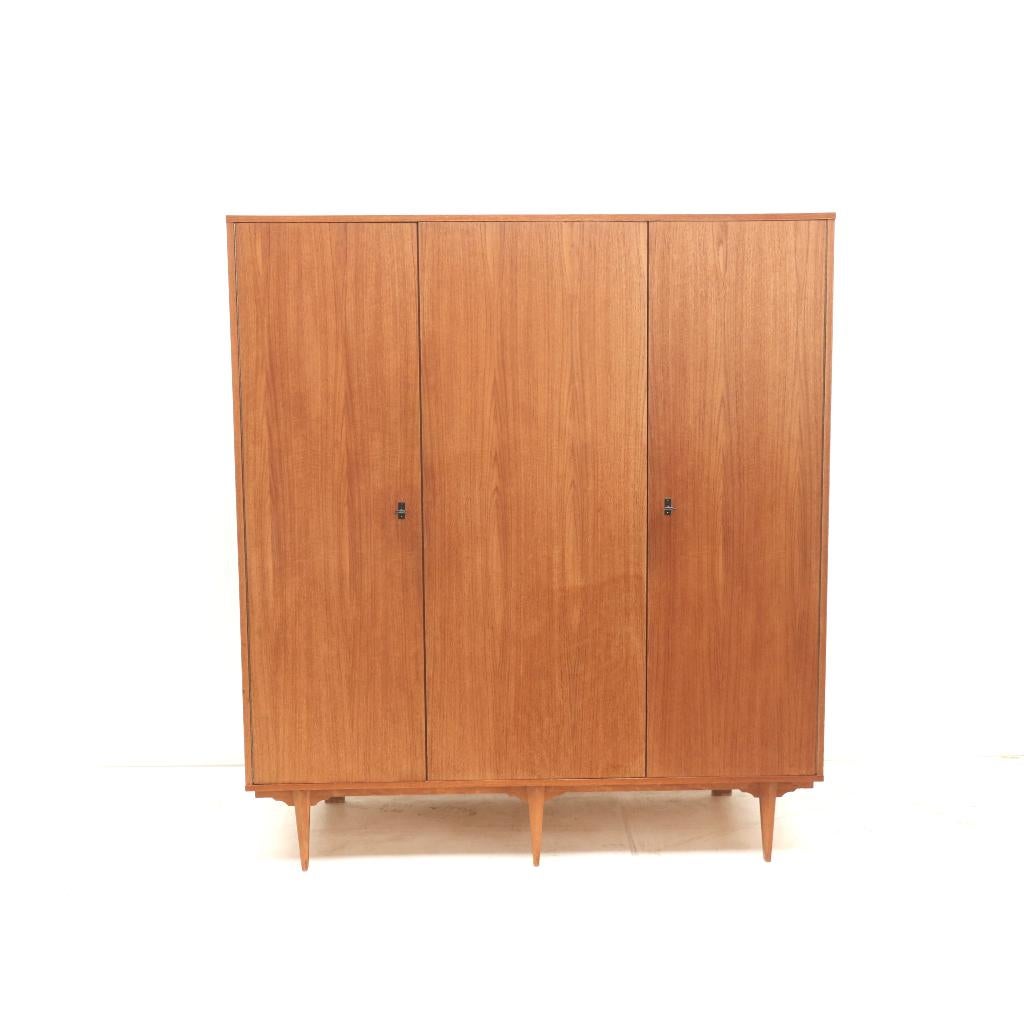 Vintage kledingkast jaren '60 '70 midcentury wardrobe retro, Verzenden