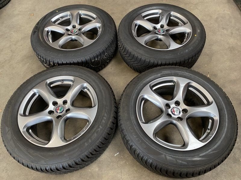 18 inch originele velgen + winterbanden Alfa Romeo STELVIO 1, Pneus et Jantes, Pneus hiver, -, 18 pouces