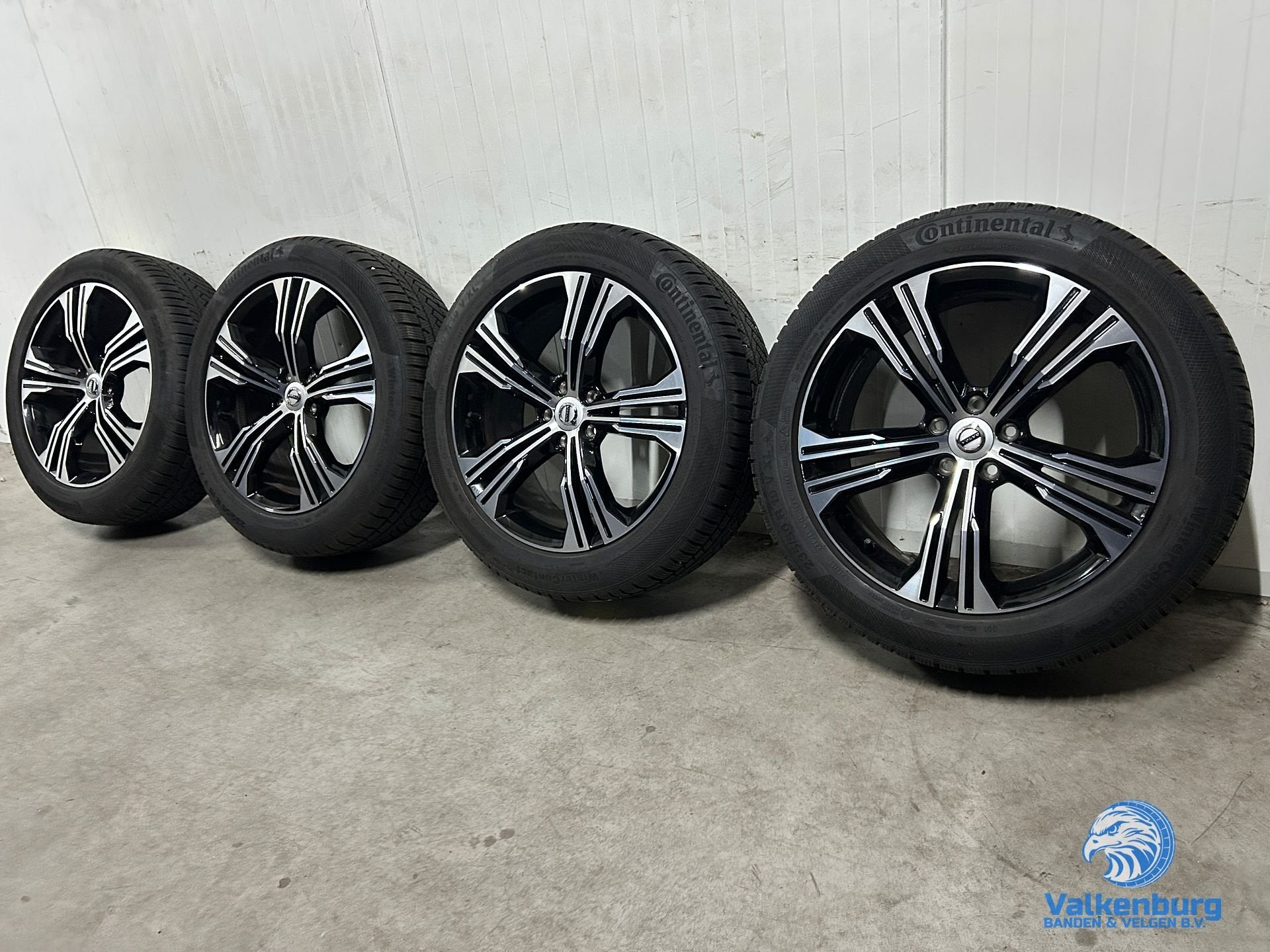8mm! Originele Volvo C40 XC40 EC40 EX40 5 Double Spoke Black, Pneus et Jantes, Pneus hiver, Véhicule de tourisme, -