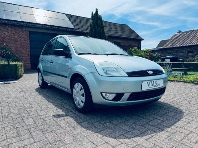 Ford Fiesta 1.4 Essence * Garantie * Clima * Attelage, 144 g/km, Entreprise, Garantie prolongée, Boîte manuelle