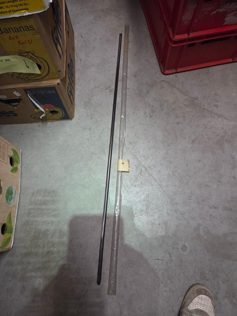 moulure aile AV G Audi 80 74- VW Passat 32 NOS 321853507, Enlèvement, Neuf, Audi, Garde-boue
