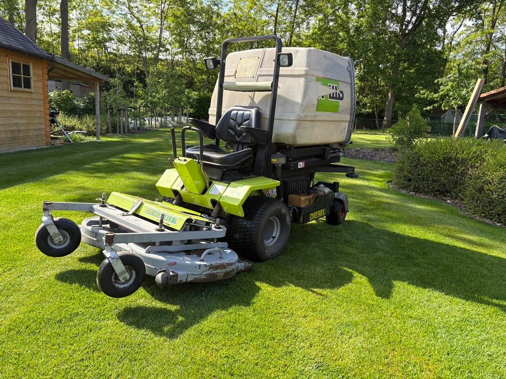 Grillo zitmaaier met kubota motor, Tuin en Terras, Zitmaaiers, Ophalen, Zo goed als nieuw